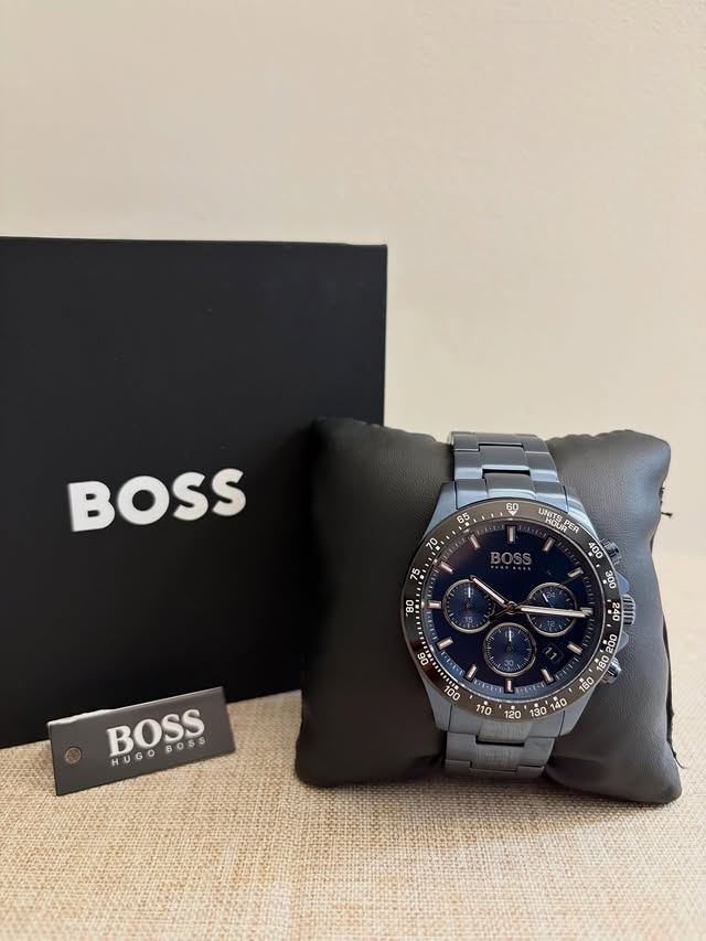 Instagram post by @jackii_gee for Wowcher. Caption reads: Looking for last minute valentines gift @wowcher....