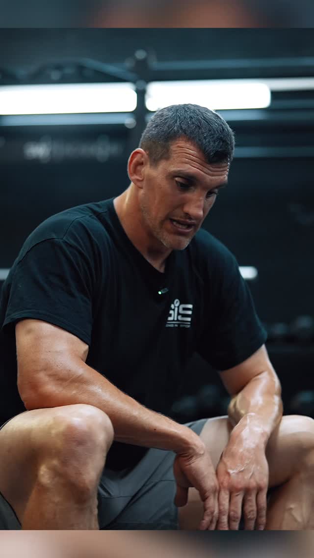 Instagram post by @sw7academy for PhD Nutrition. Caption reads: Forwards fitness session with @samwarbs 🔥 

Full....