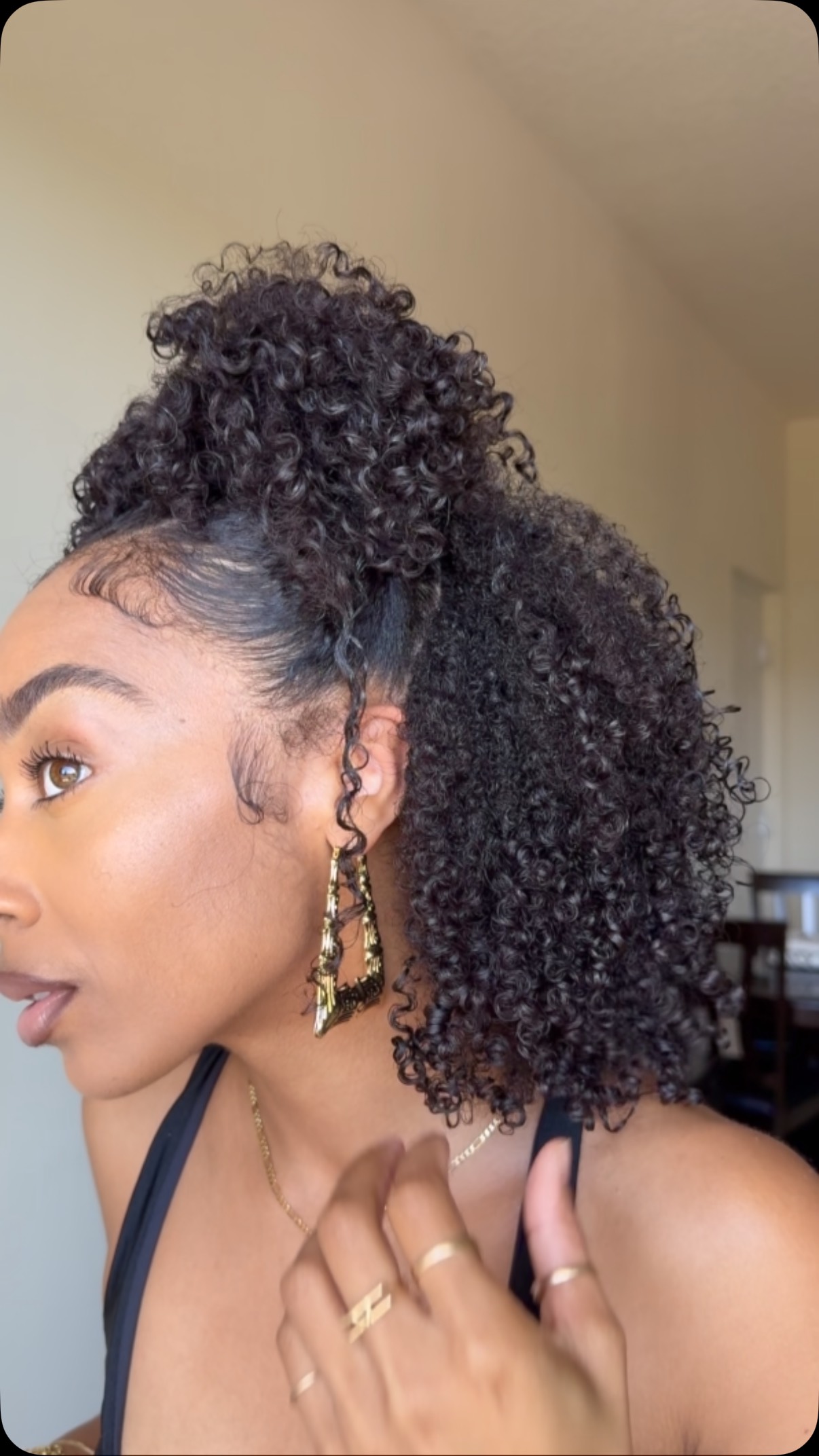 Instagram post by @ina90skindofworld for The Mane Choice. Caption reads: Protecting my hair all summer with @themanechoice....