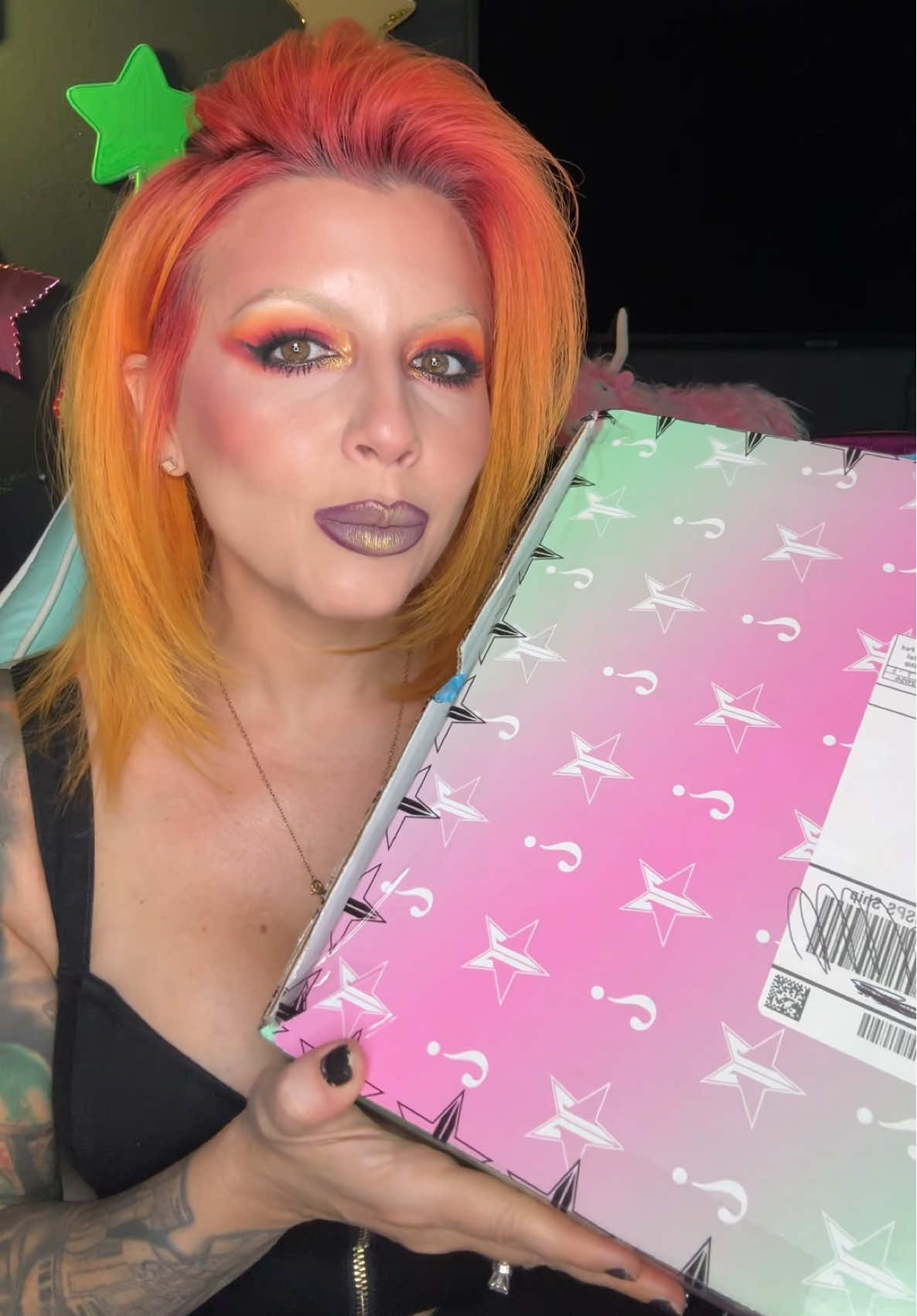 TikTok post by @xteenaashcraft for Jeffree Star Cosmetics. Caption reads: @Jeffree Star Cosmetics Limited Edition [...].