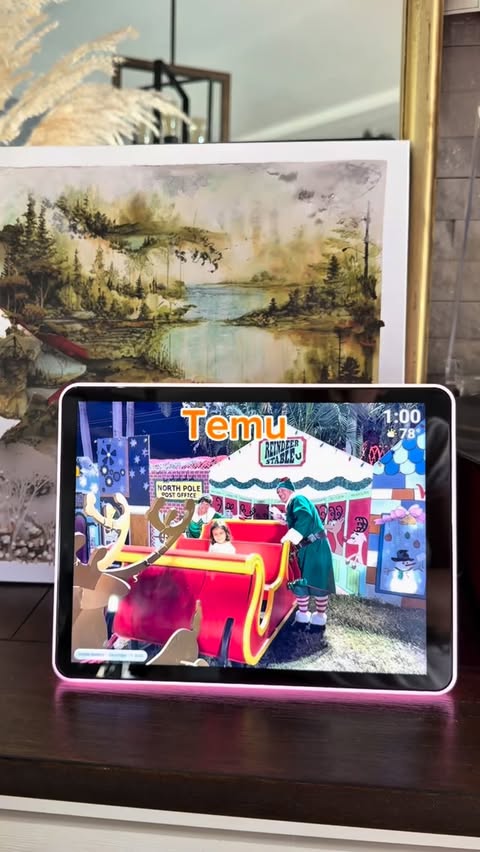 Instagram post by an influencer for Temu. Caption reads: [...] touch screen—perfect gift idea. Temu ✨ 🔗....