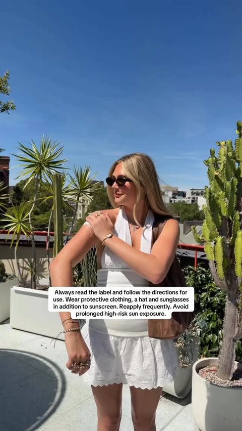 Instagram post by @hawaiiantropic_anz for Hawaiian Tropic. Caption reads: Brunch with my girlies 👯‍♀️🥞 @hawaiiantropic_anz....