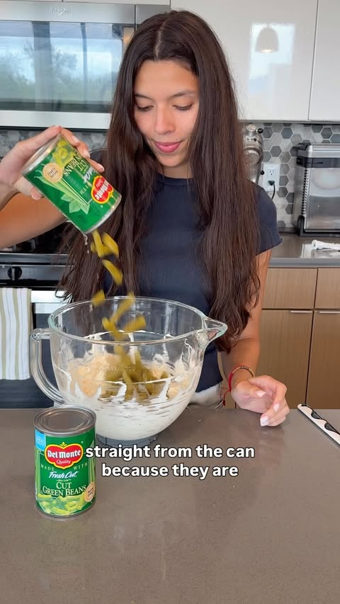 Instagram post by @feedyoursoull for Del Monte. Caption reads: [...] Casserole dip that started with a can.....