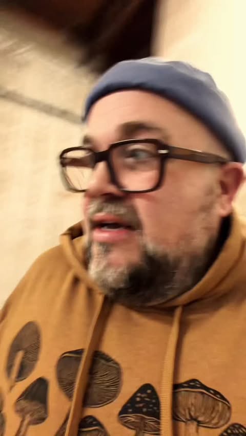 Instagram post by @jer2baer for Fairmont Hotels & Resorts. Caption reads: When it comes to booking a hotel: be a Darcy, not....