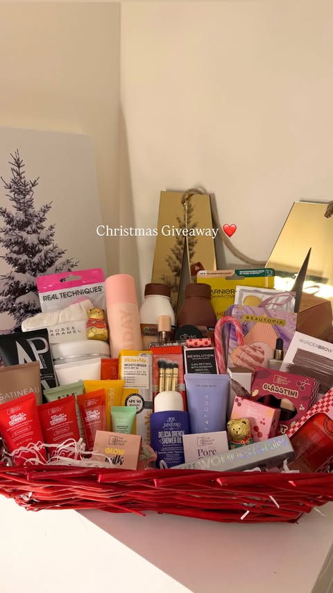 Instagram post by @millieemua for The Beauty Crop. Caption reads: Christmas Giveaway ❤️

I am back again with my....