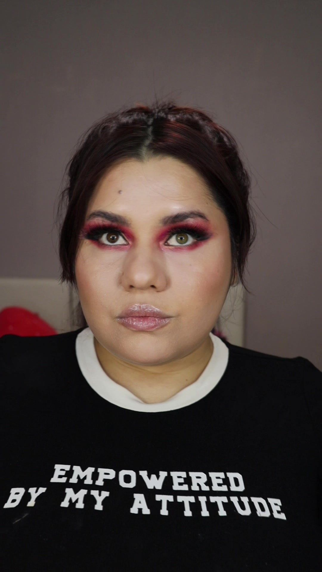 TikTok post by @danielaolrs for Physicians Formula. Caption reads: #Maquillaje para recibir a la #LeoSeason🫦🔥♌️....