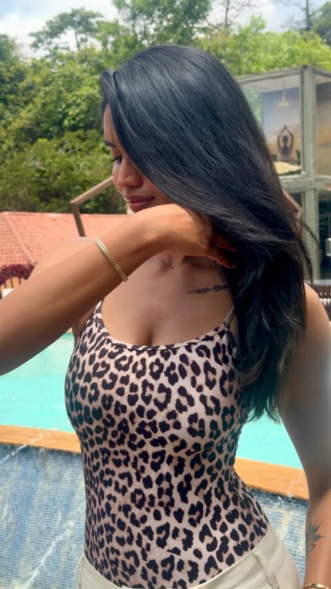 Instagram post by @vaishnaviishetty_ for Naturali. Caption reads: [...] wash days lately 🌿✨ Been using the Naturali....