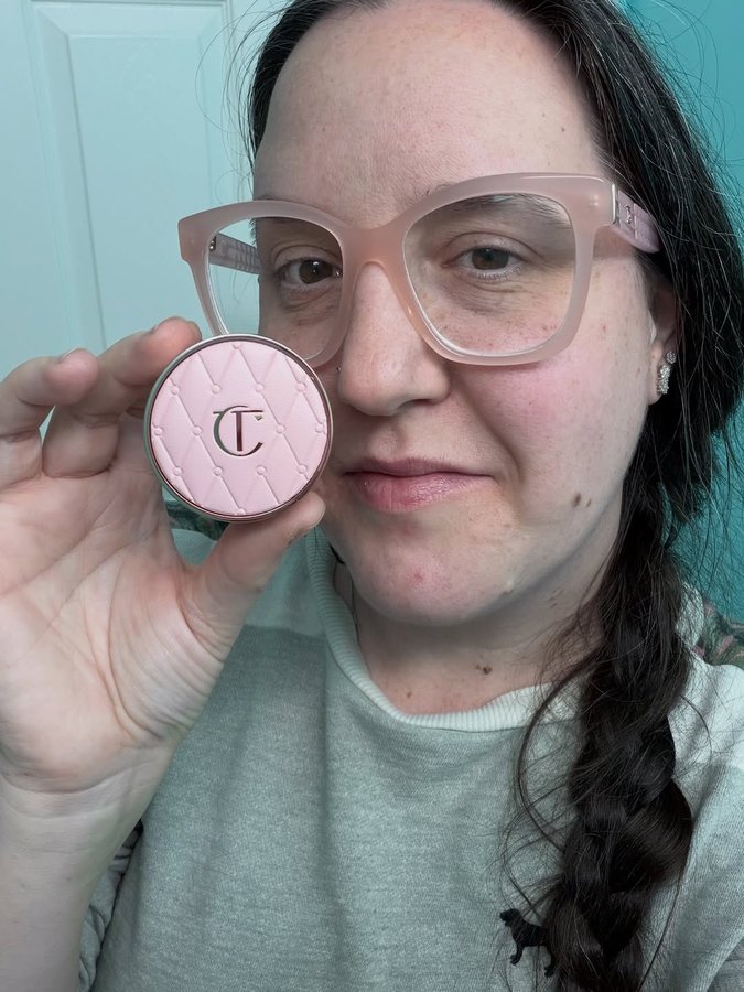 Instagram post by @staceykashkash for Charlotte Tilbury. Caption reads: @charlottetilbury @charlottetilburyskincare....