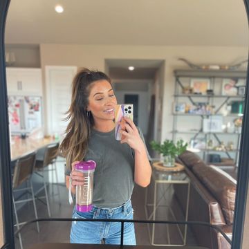 Instagram post by @bsmp2 for Teami Blends. Caption reads: my life can be a hot mess, but at least my protein....