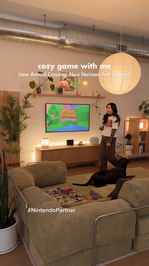 Instagram post by @maisyleigh for Nintendo. Caption reads: #NintendoPartner The free update is finally here....