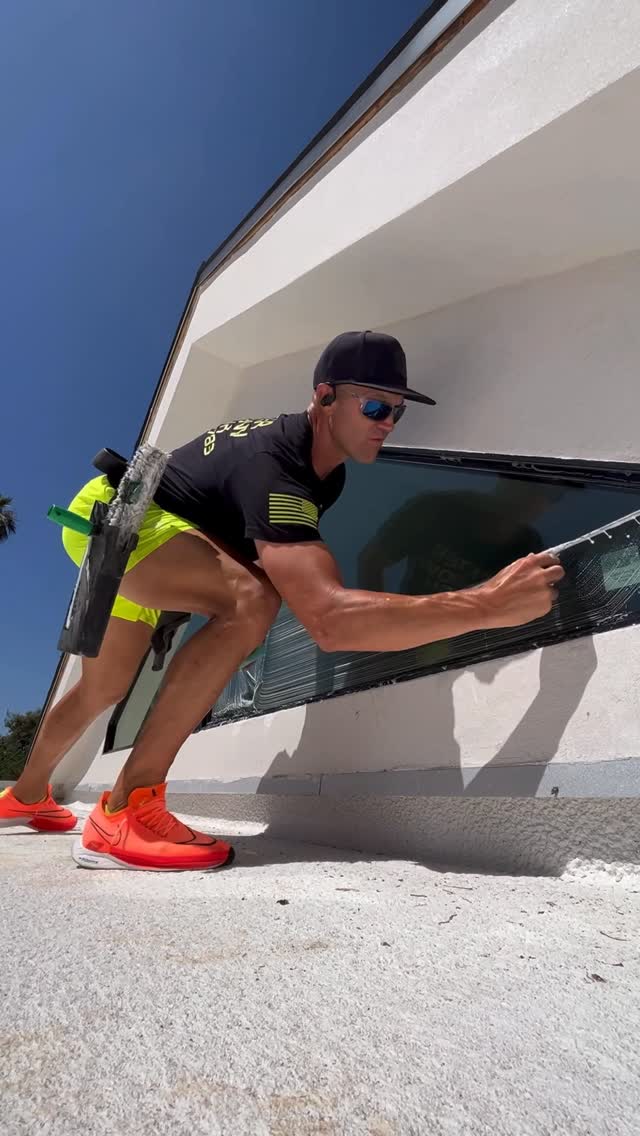 Instagram post by @hunterwindowwash for Jobber. Caption reads: These four things are a total game changer.....