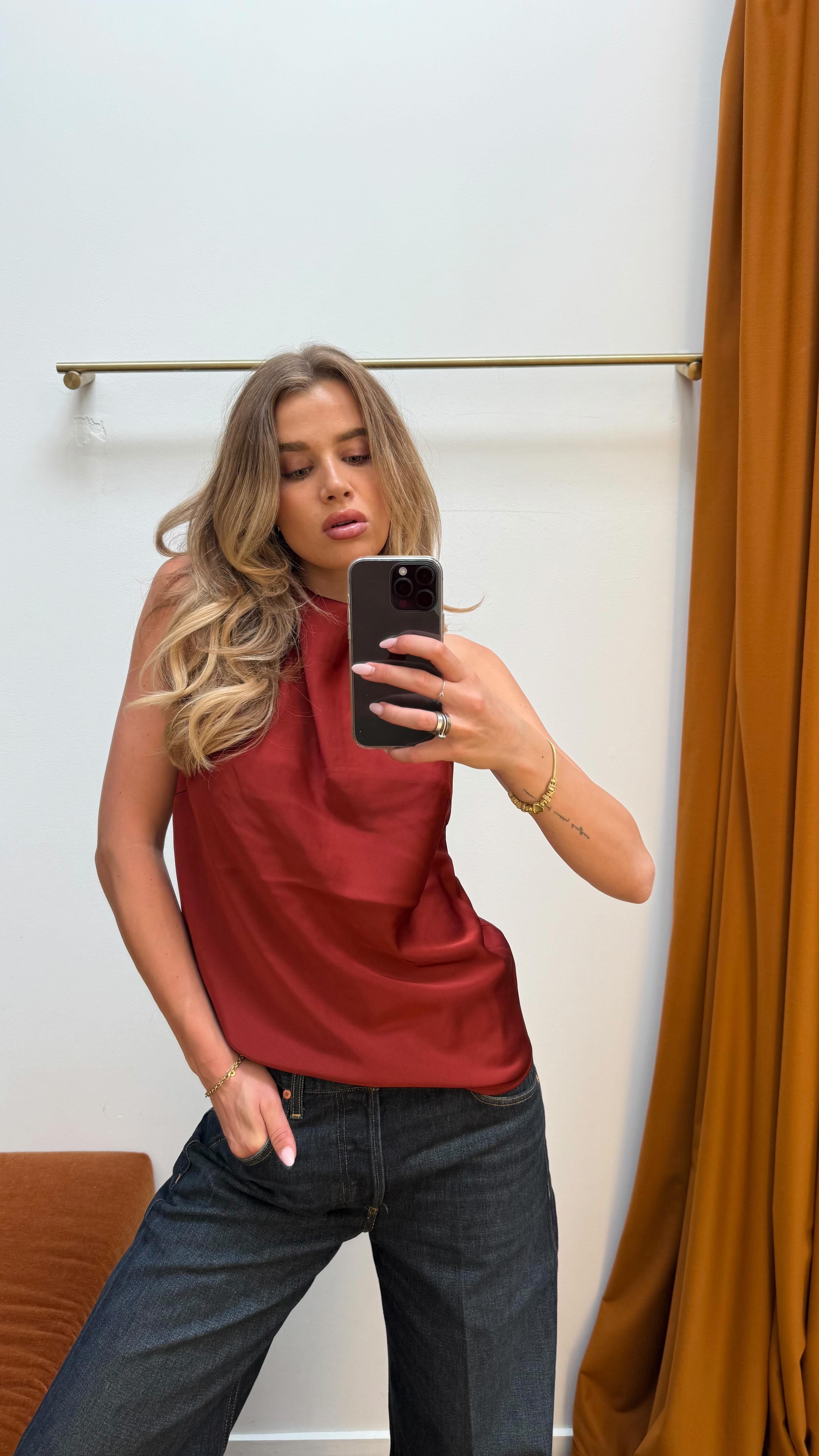 Instagram post by @georgiiapemberton for MCoBeauty. Caption reads: Testing Luke on beauty products… and oh yeah, if....