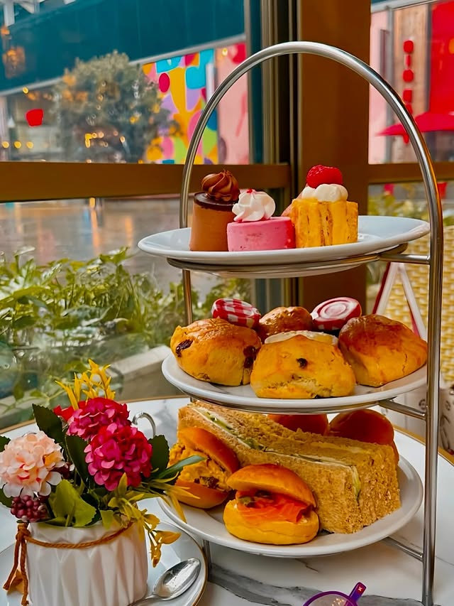 Instagram post by @aayashs_world for Wowcher. Caption reads: [...] (and more!) waiting to be snapped up on....