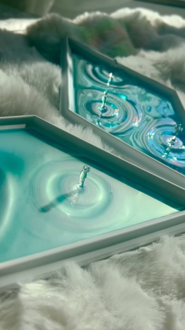 Instagram post by @polina_artprojects for Craft Resin. Caption reads: [...] bubbles in your art. Using Craft Resin gets....