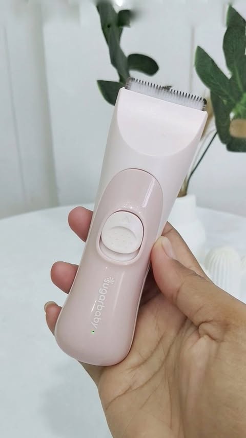 Instagram post by @kianara.nay for Sugarbaby Indonesia. Caption reads: Sekarang sih ga perlu kawatir lagi kalau rambut....