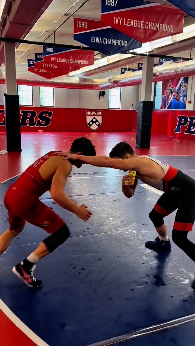 Instagram post by @kellydunnigan_ for getw.com. Caption reads: Wrestling’s tough. Smelling fresh shouldn’t be.....