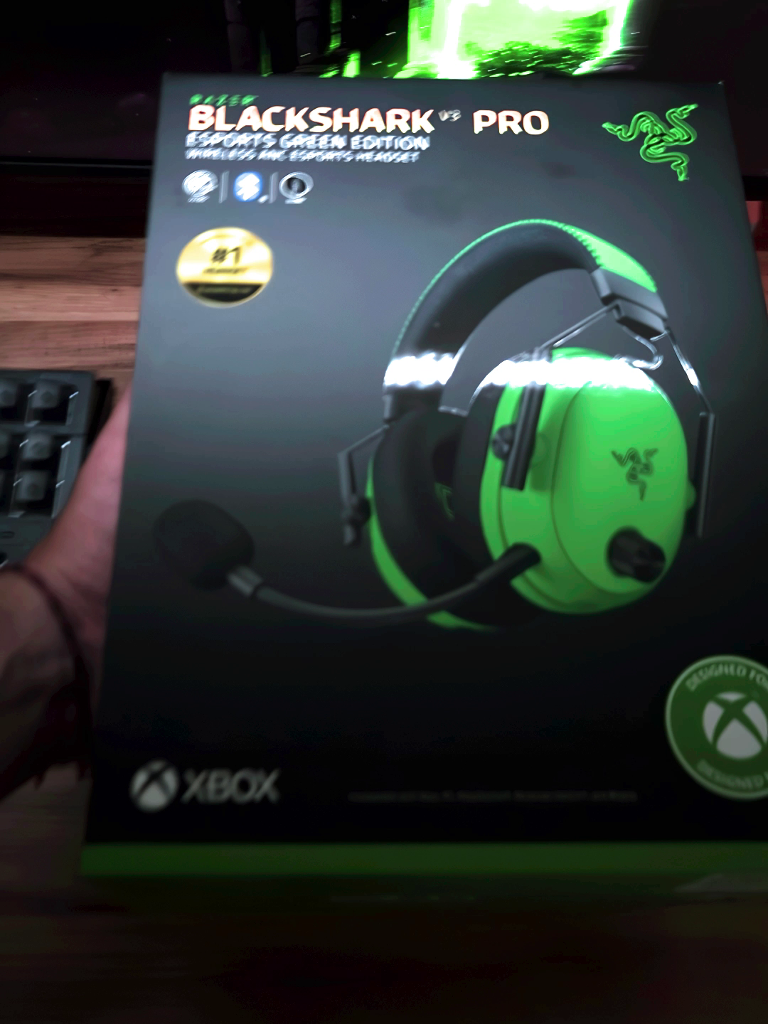 TikTok post by @chocovlr for Razer. Caption reads: BlackSharkV3 Pro Xbox Edition Thanks @razer for....