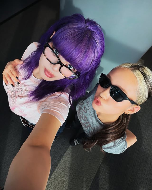 Instagram post by @hana_brave_official for Diesel. Caption reads: @diesel 🖤🖤🕶️ #DIESEL #ディーゼル [...].