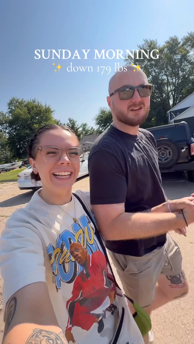 Instagram post by @jenna_bariatricbestie for Casey’s. Caption reads: this episode was brought to you by sweet n low....