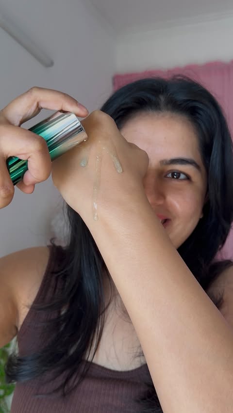 Instagram post by @skincareyingg for Dr Sheths. Caption reads: Comment for link 🔗 

.

.

#skin #skincare....