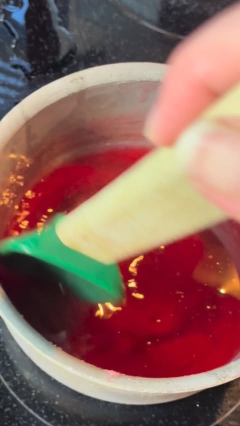 Instagram post by @angwith4 for LĒVO. Caption reads: The LĒVO gummy mixes are so delicious. I tried the....