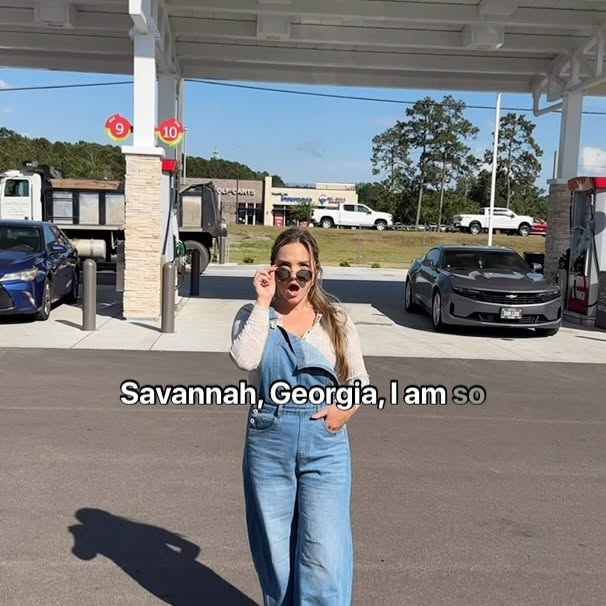 Instagram post by @samanthainsavannah for WAWA. Caption reads: SAVANNAH🤝WAWA
WAWA🤝SAVANNAH

Boring food stops....