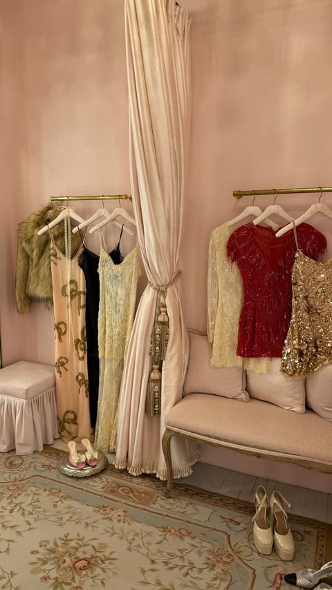 Instagram post by @gretalouisetome for Jimmy Choo. Caption reads: special delivery.