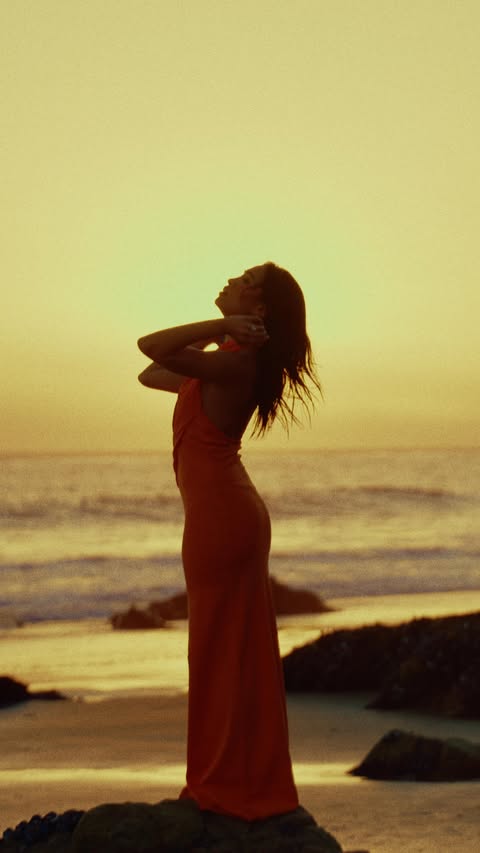 Instagram post by @roshelleflores_ for Maison Margiela. Caption reads: [...] This is Chasing Sunsets by....