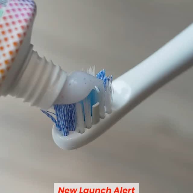 Instagram post by @manyakauroberoi for Colgate Inn. Caption reads: Your gums are the foundation of your teeth, but....