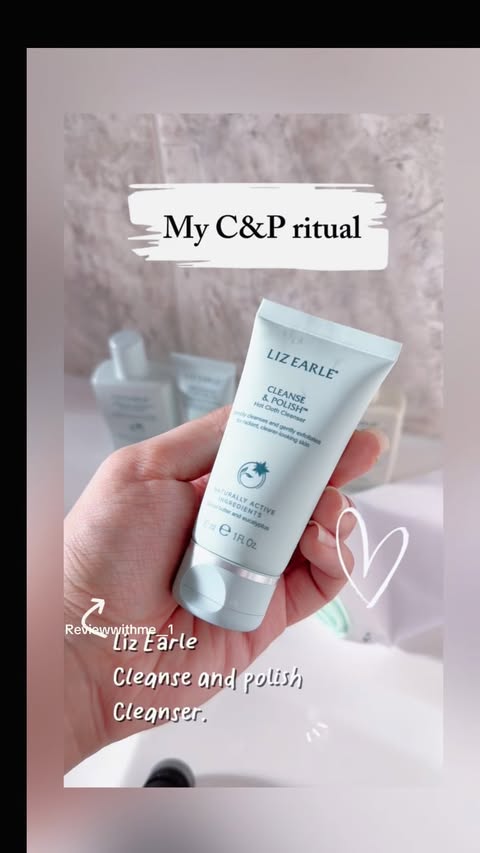 Instagram post by @reviewwithme__1 for Liz Earle Beauty Co.. Caption reads: [...] COMMUNITY-A3M9-W26A-MFYV-9FWX....