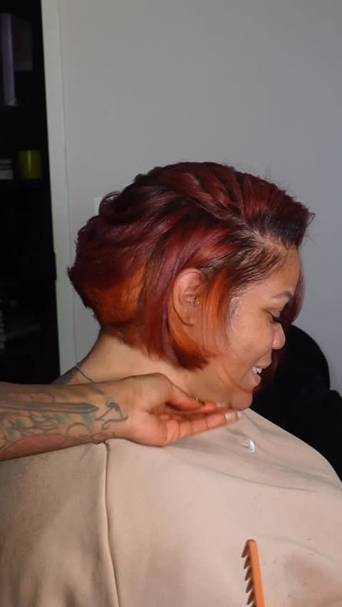 Instagram post by @iamprettynish for K18 Hair. Caption reads: When your new guest flies from Chicago and has the....