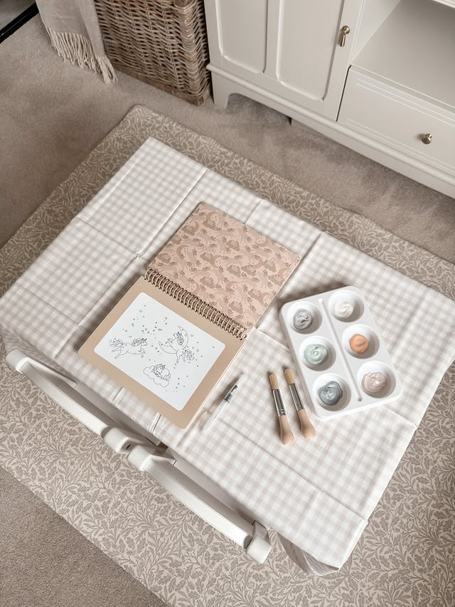Instagram post by @jessicalouiseathome for Mabel & Fox. Caption reads: Messy play? @mabelandfox have got you covered 💦🎨....
