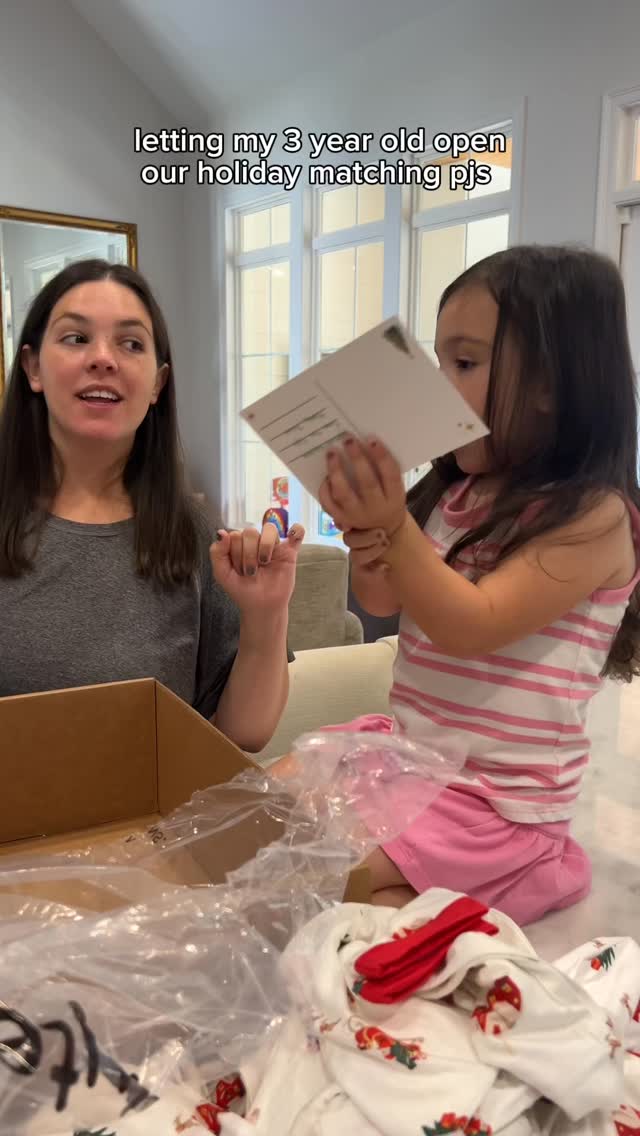 Instagram post by @laurenderouennn for Kyte Baby. Caption reads: @kytebaby do you see that intro?? She said if....