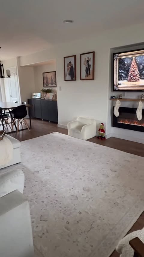 Instagram post by @_tarapaquette for Tumble Circus. Caption reads: #ad If you’re wondering how my living room stays....