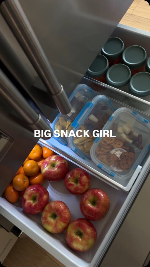 Instagram post by @hunterkailey for Chomps. Caption reads: [...] this drawer I’d say it was a success!....