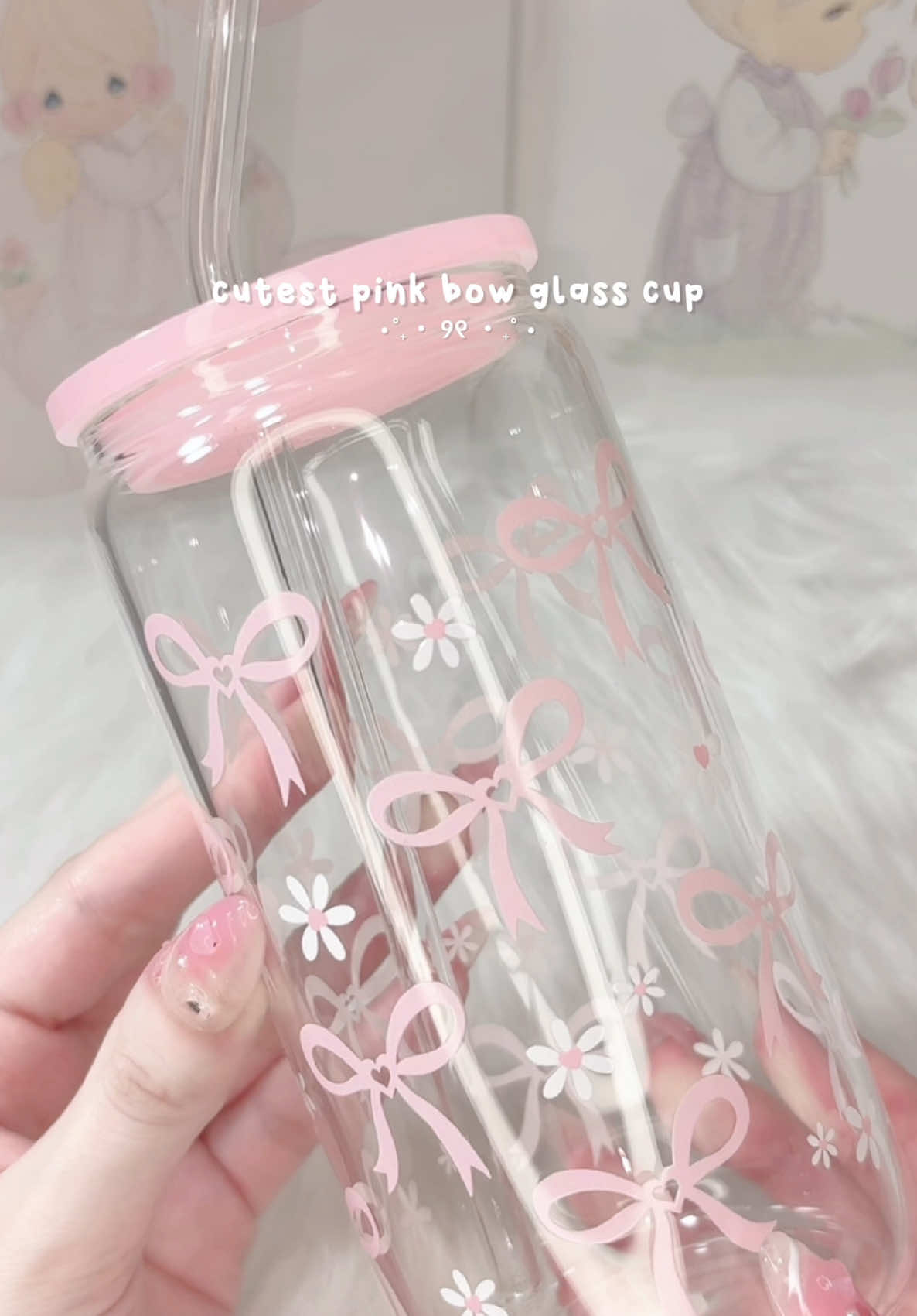 TikTok post by @beauty4ssma for Sandjest. Caption reads: [...] #pinkaesthetic #wonyoungism  @Sandjest Shop .