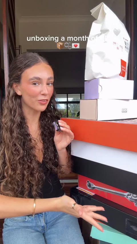 Instagram post by @jadeevice for Bubble. Caption reads: [...] @fentyskin @meccamax @sallyhansenau @bubble....