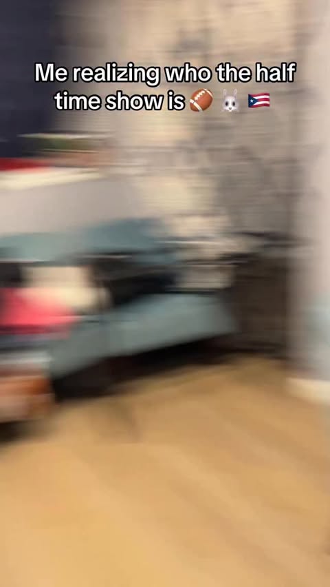 Instagram post by @lanaisme555_ for Duolingo. Caption reads: Duolingo really said “again” and meant it [...].