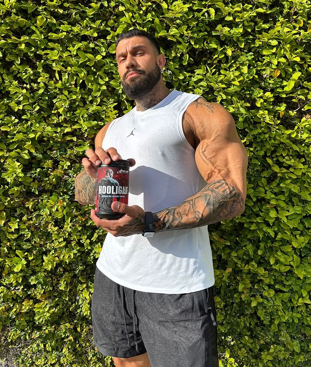 Instagram post by @lucaslakutsin for Apollon Nutrition. Caption reads: Code -15%: GIANT @apollonnutrition Feel your....