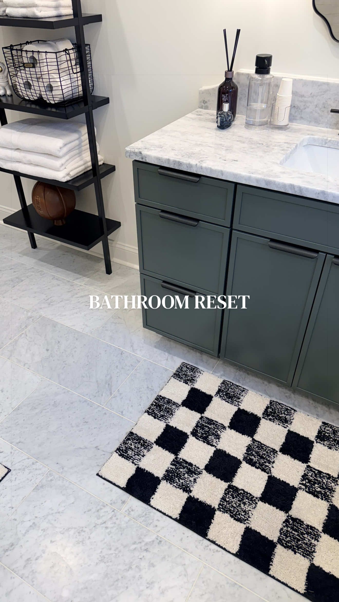 TikTok post by @_catben_ for O-Cedar. Caption reads: [...] a reset with the EasyWring Spin Mop....