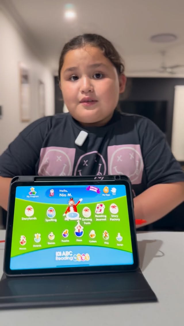 Instagram post by @havea_676 for Readingeggs. Caption reads: My girls really enjoy @readingeggs as its fun,....