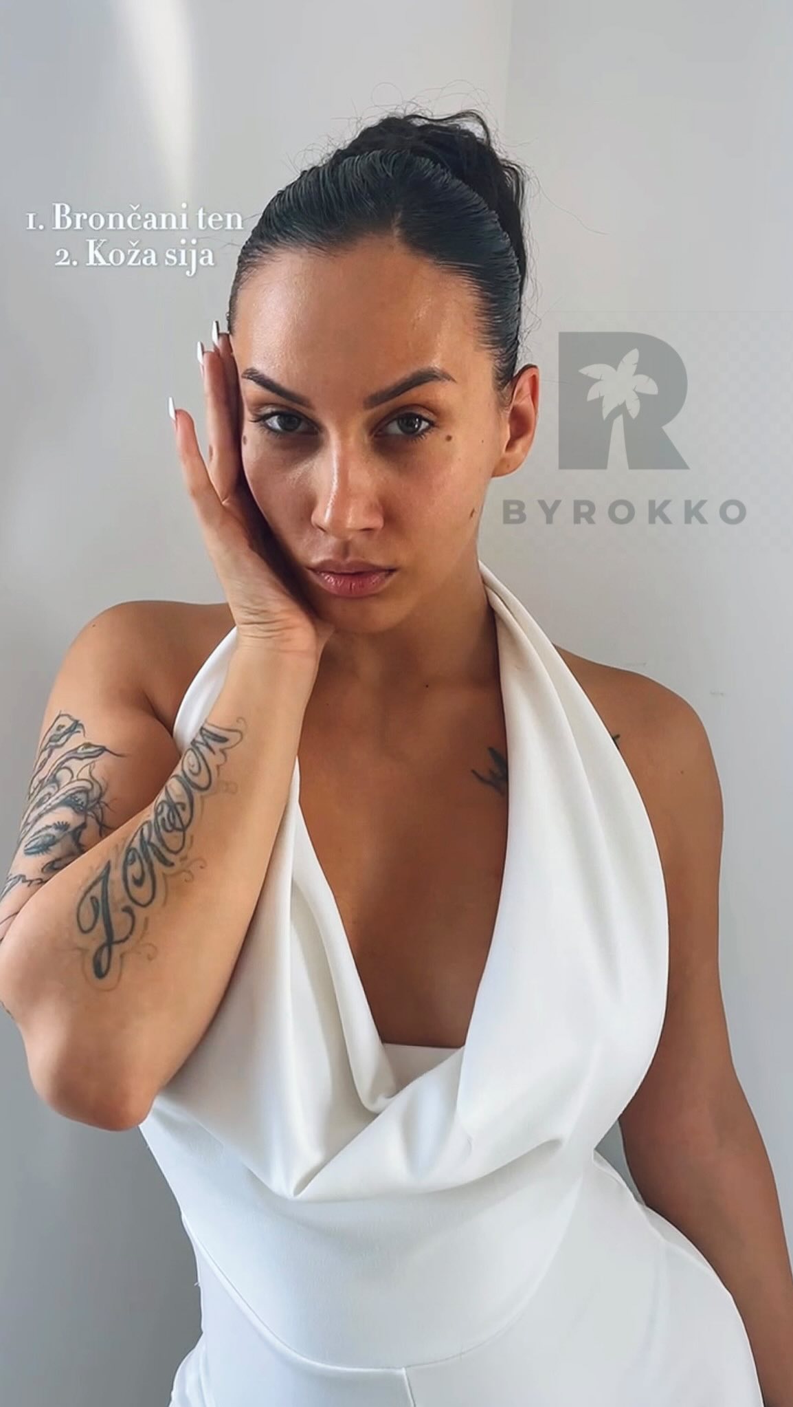 Instagram post by @sarah_seifert_official for BYROKKO. Caption reads: I’m obsessed with @byrokko Tanning Mist ✨
It gives....