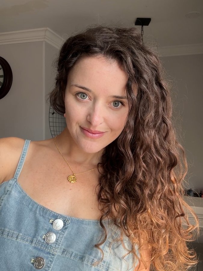 Instagram post by @the.curly.carr for Selenichast. Caption reads: Absolutely loving my new pieces from....