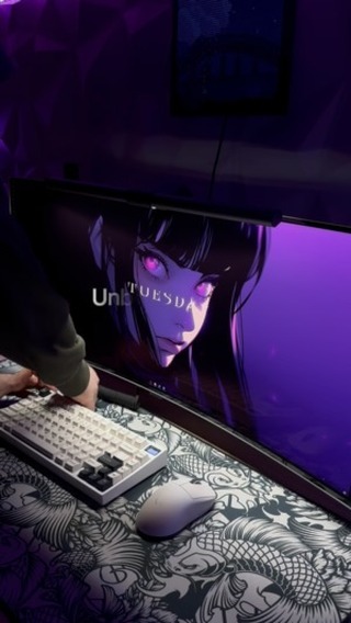 Instagram post by @namikazetech for Royal Kludge. Caption reads: [...] #gamakaykeyboard #tk75se #unboxing....