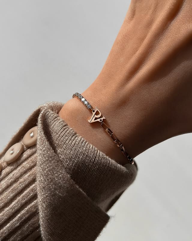 Instagram post by @conniespace for PAUL VALENTINE. Caption reads: [...] get 15% off using the code PWBBEW at....