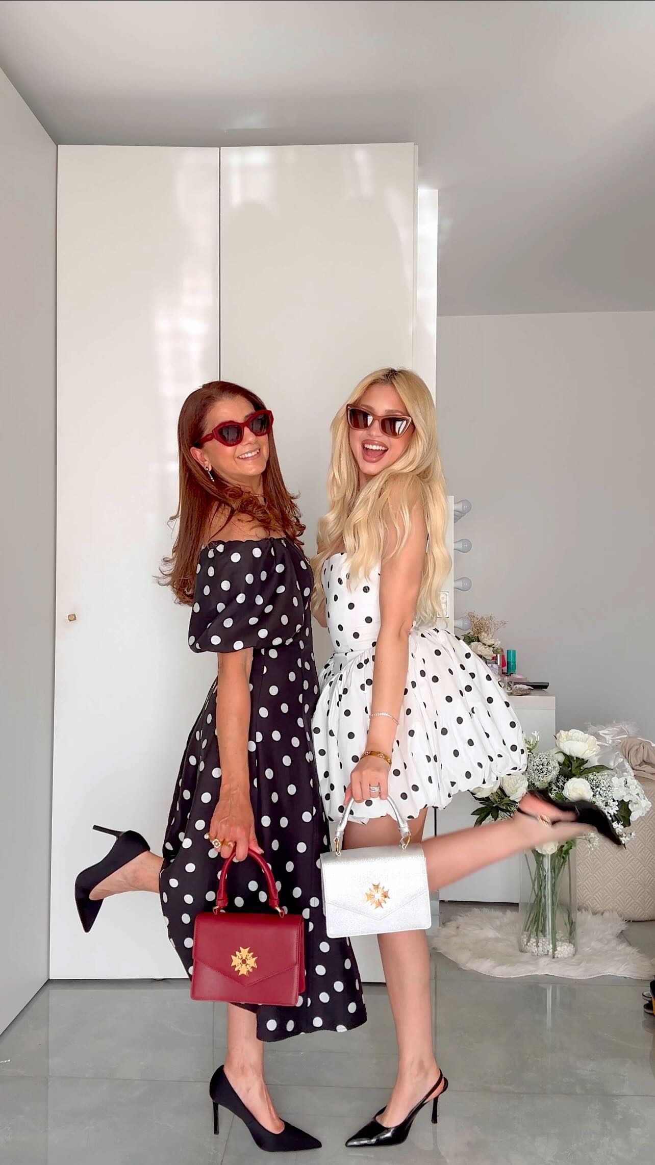 Instagram post by @sosazerafa for Mvintage. Caption reads: [...] with these matching outfits.. & the....