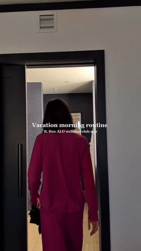 Instagram post by @lexiempritchard for Alo Moves. Caption reads: Same morning movement, just somewhere new!....