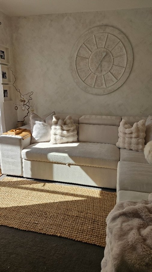Instagram post by @foreverhomejune19 for Valencia Theater Seating. Caption reads: [...] most beautiful sofa bed from....