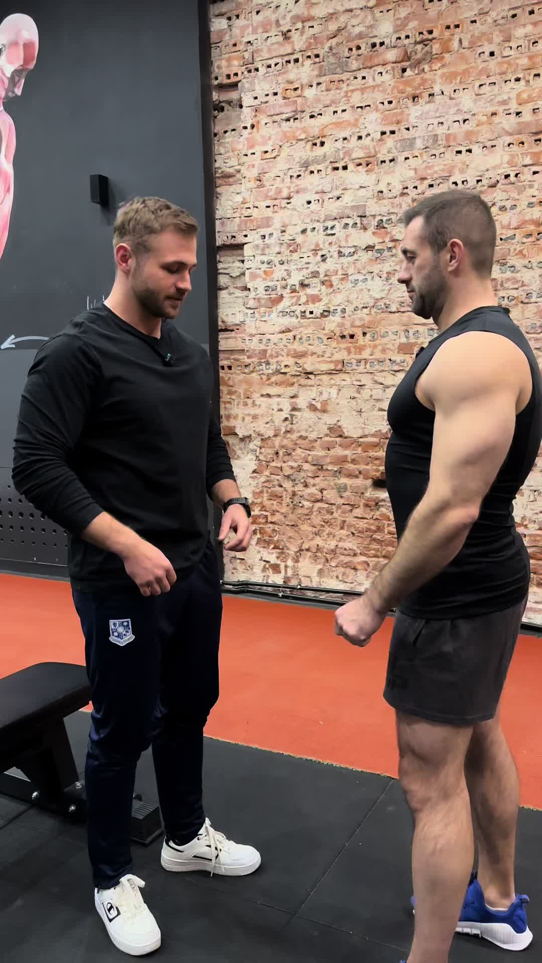 TikTok post by @kemotkl for Rough Radical. Caption reads: [...] #trenerpersonalny #wroclaw #fit @Rough....