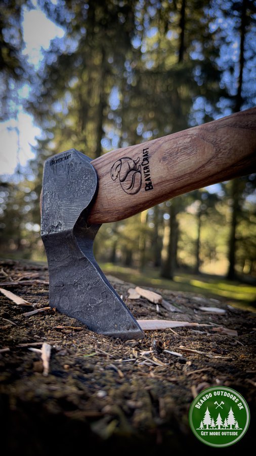 Instagram post by @beardo_outdoors_dk for BeaverCraft Tools. Caption reads: •Chop Chop Chop 🪵🪓

sponsored content

#campaxe....